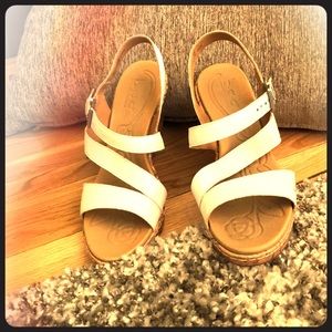 BOC - white leather Sandals